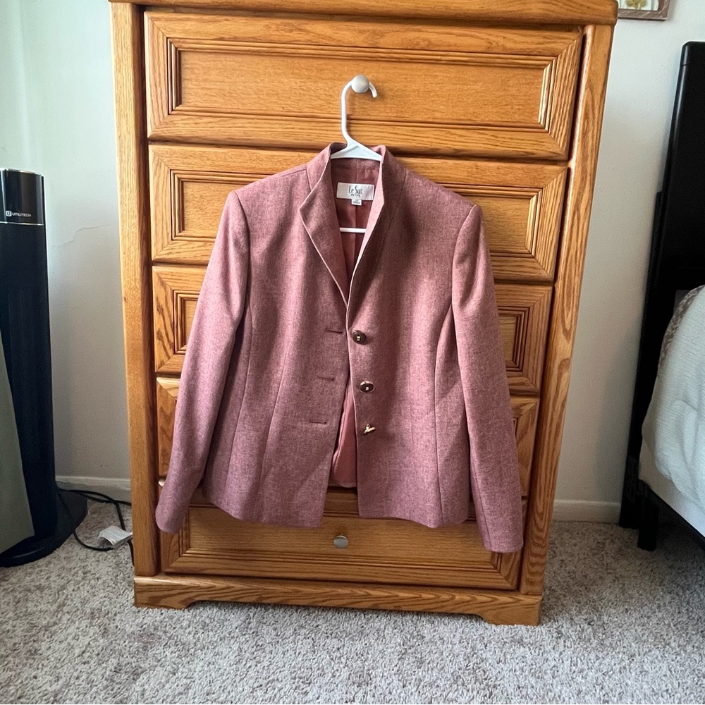 Le Suit Mauve Blazer with Button Detail